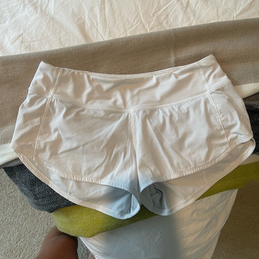 Lululemon speed up shorts size 4 - white
